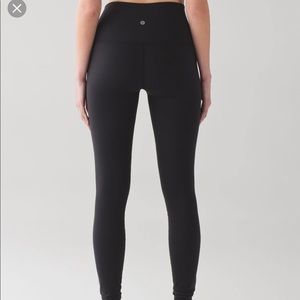 Lululemon Wunder Under black leggings size6
